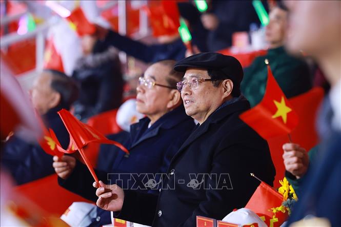 Thủ tướng Phạm Minh Chính dự chương trình nghệ thuật đặc biệt ”Dưới lá cờ vẻ vang của Đảng”. Ảnh: TTXVN