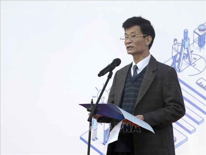 Phó Giám đốc Sở GD&ĐT tỉnh Phú Thọ Phùng Quốc Lập phát biểu tại chương trình. Ảnh: Nguyễn Thảo -TTXVN 