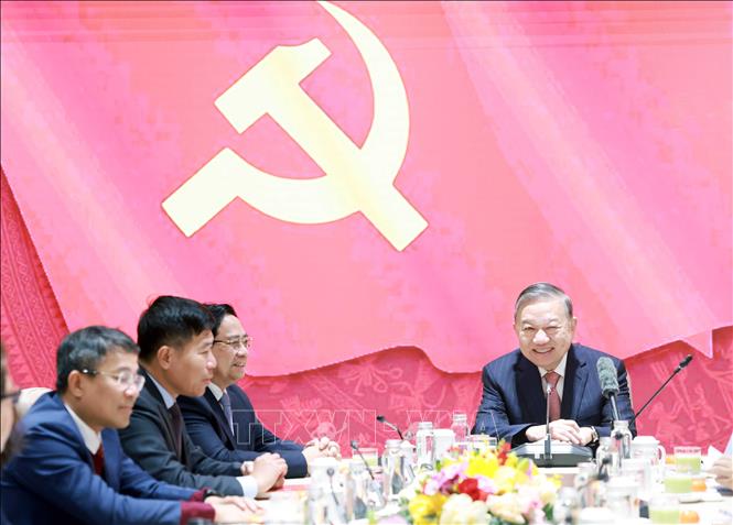 Tổng Bí thư Tô Lâm làm việc với các Đại sứ, Trưởng cơ quan đại diện Việt Nam ở nước ngoài. Ảnh: Thống Nhất – TTXVN