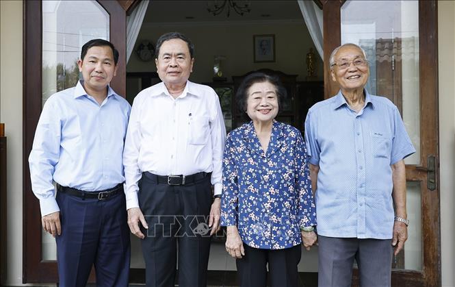 Chủ tịch Quốc hội Trần Thanh Mẫn đến thăm, chúc Tết gia đình đồng chí Trương Mỹ Hoa, nguyên Phó Chủ tịch nước, nguyên Phó Chủ tịch Quốc hội. Ảnh: Doãn Tấn - TTXVN