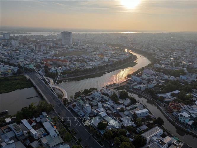 Phường Long Xuyên có diện tích 29,98 km2, dân số 154.858 người, thành lập trên cơ sở nhập 6 phường cũ (Mỹ Bình, Mỹ Long, Mỹ Xuyên, Mỹ Phước, Mỹ Quý và Mỹ Hòa). Ảnh: Khánh Hoà – TTXVN 