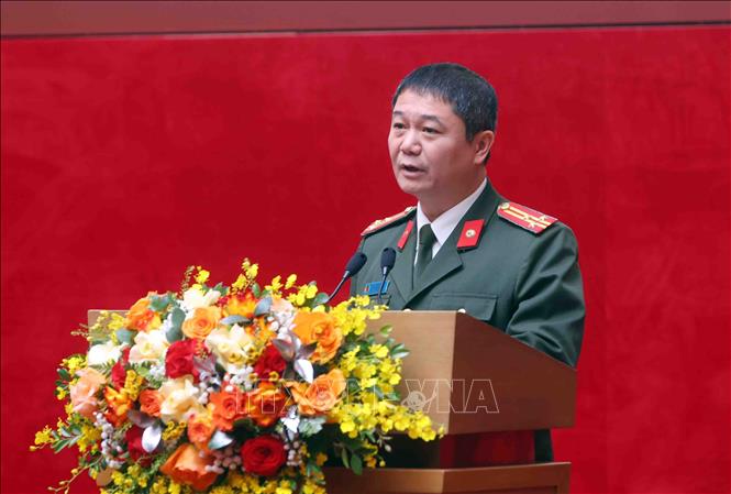 Thượng tá Ngô Đức Thắng, Phó Cục trưởng Cục Pháp chế và cải cách hành chính, tư pháp (Bộ Công an) phát biểu. Ảnh: Phạm Kiên - TTXVN