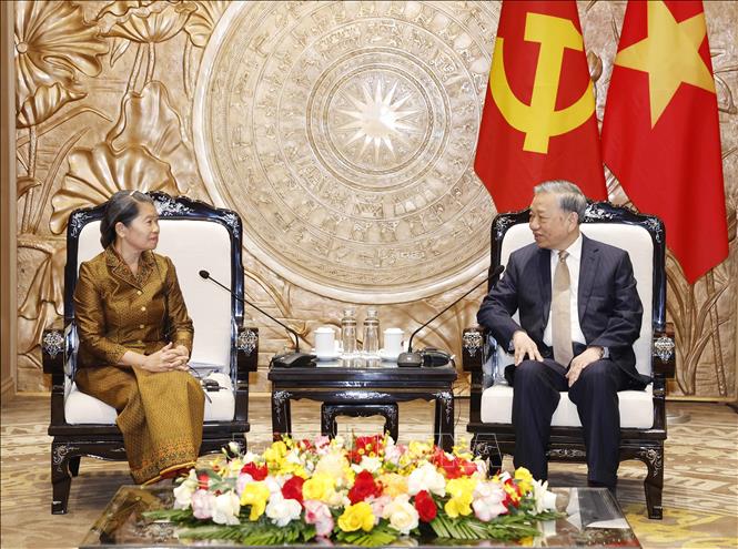 Tổng Bí thư Tô Lâm tiếp bà Men Sam An, Phó Chủ tịch Đảng Nhân dân Campuchia (CPP) sang chúc mừng thành công Đại hội Đảng XIV. Ảnh: Thống Nhất -TTXVN