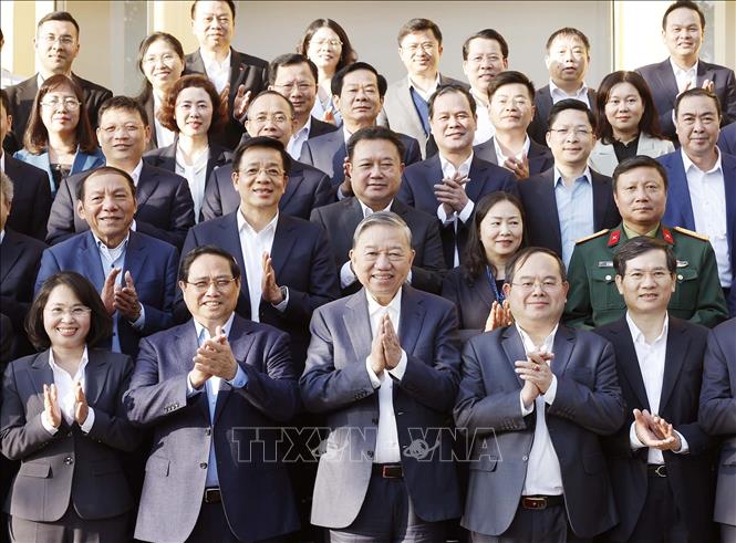 Tổng Bí thư Tô Lâm, Thủ tướng Phạm Minh Chính và các đại biểu. Ảnh: Thống Nhất - TTXVN