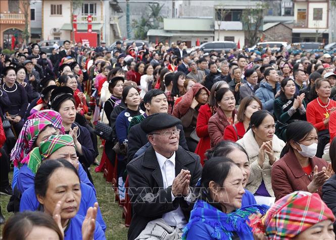 Nhân dân các dân tộc tỉnh Cao Bằng tham dự buổi gặp gỡ Tổng Bí thư Tô Lâm. Ảnh: Thống Nhất - TTXVN