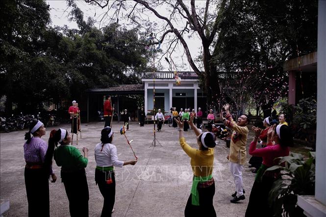 Các văn hóa đặc trưng trong sinh hoạt cộng đồng luôn được người Mường duy trì qua nhiều thế hệ. Ảnh: Trọng Đạt-TTXVN