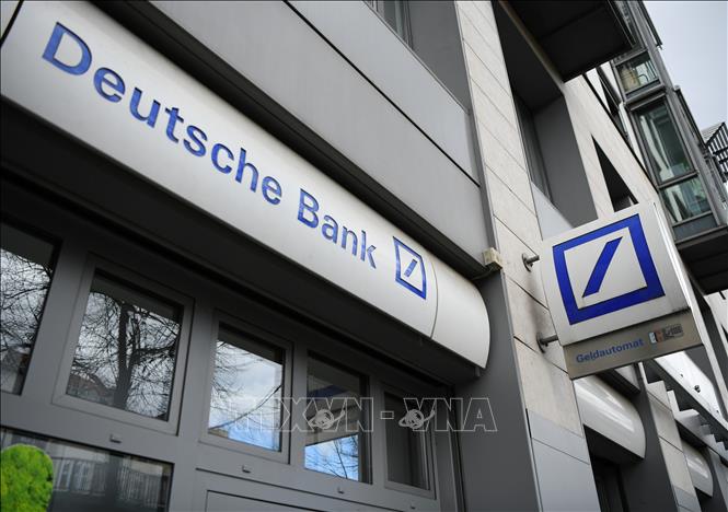 (Tư liệu) Chi nhánh ngân hàng Deutsche Bank tại Berlin, Đức. Ảnh: THX/TTXVN