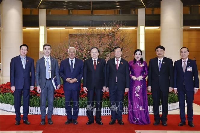 Chủ tịch Quốc hội Trần Thanh Mẫn hội kiến Chủ tịch Hội đồng châu Âu António Costa. Ảnh: Doãn Tấn - TTXVN