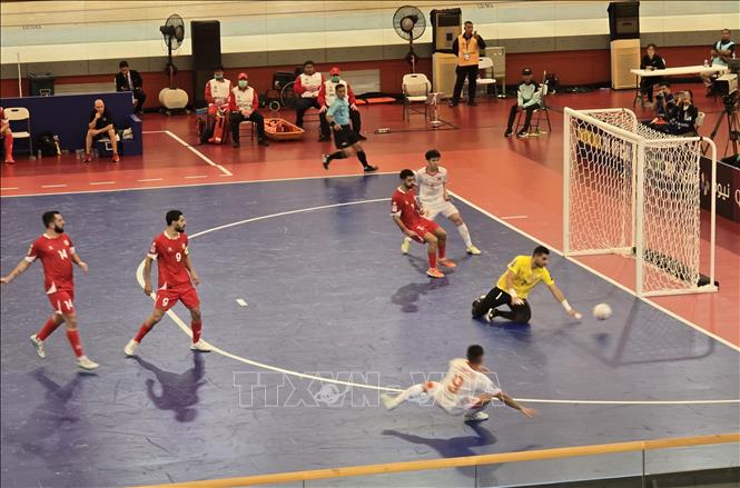 Pha dứt điểm cận thành của cầu thủ Trần Thái Huy. Ảnh: Lê Minh Hưởng - Pv TTXVN tại Indonesia