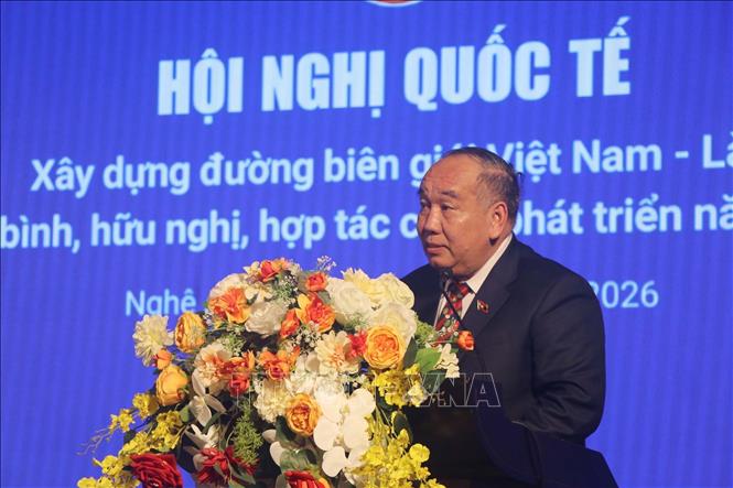 Các đại biểu tham luận tại hội nghị. Ảnh: Trịnh Duy Hưng - TTXVN