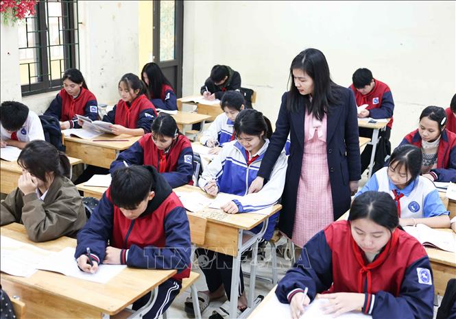 Giờ ôn tập của học sinh lớp 9, trường THCS Nam Phương Tiến B, xã Xuân Mai (Hà Nội). Ảnh (Tư liệu): Thanh Tùng - TTXVN