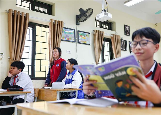 Giờ ôn tập của học sinh lớp 9, trường THCS Nam Phương Tiến B, xã Xuân Mai (Hà Nội). Ảnh (Tư liệu): Thanh Tùng - TTXVN