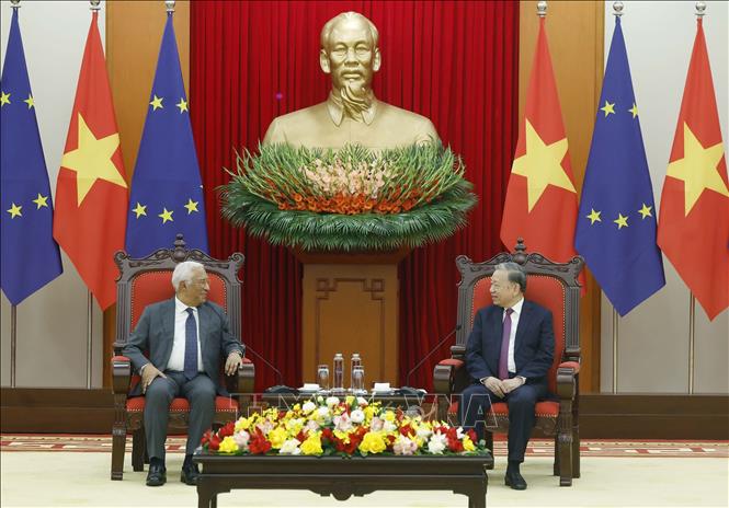 Tổng Bí thư Tô Lâm tiếp Chủ tịch Hội đồng châu Âu António Costa. Ảnh: Thống Nhất-TTXVN