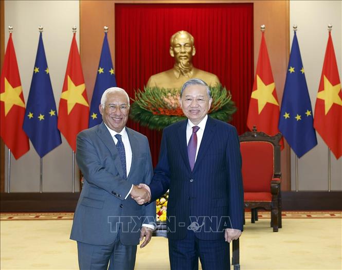 Tổng Bí thư Tô Lâm tiếp Chủ tịch Hội đồng châu Âu António Costa. Ảnh: Thống Nhất-TTXVN