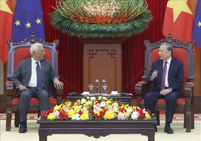 Tổng Bí thư Tô Lâm tiếp Chủ tịch Hội đồng châu Âu António Costa. Ảnh: Thống Nhất-TTXVN