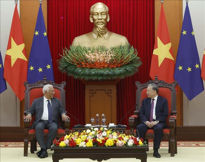 Tổng Bí thư Tô Lâm tiếp Chủ tịch Hội đồng châu Âu António Costa. Ảnh: Thống Nhất-TTXVN