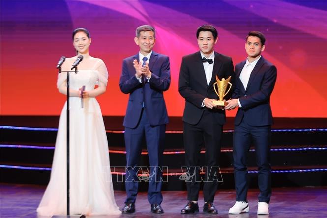 Danh hiệu Đội tuyển của năm thuộc về đội U22 Việt Nam giành huy chương vàng SEA Games 33. Ảnh: Minh Quyết - TTXVN