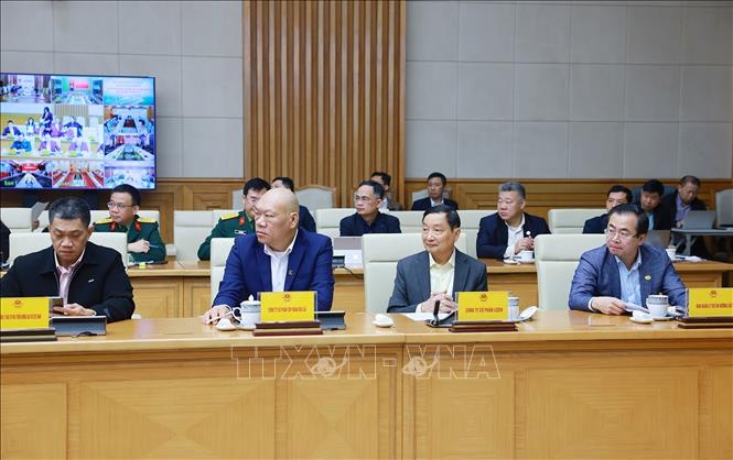 Các đại biểu tham dự Phiên họp thứ 23 của BCĐ các công trình, dự án quan trọng quốc gia, trọng điểm ngành giao thông vận tải. Ảnh: Dương Giang - TTXVN