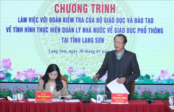 Thứ trưởng Thường trực Bộ Giáo dục và Đào tạo Phạm Ngọc Thưởng phát biểu tại buổi làm việc với UBND tỉnh Lạng Sơn về quản lý Nhà nước trong giáo dục phổ thông. Ảnh: Anh Tuấn – TTXVN