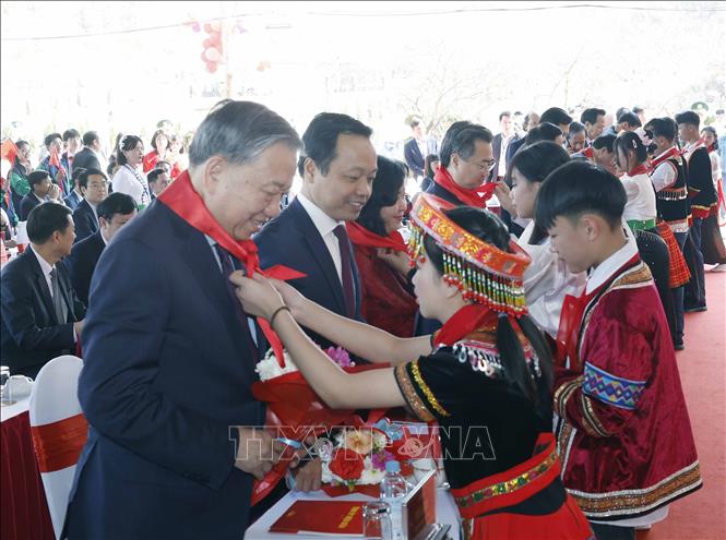 Tổng Bí thư Tô Lâm dự Lễ khánh thành Trường PT Nội trú liên cấp Tiểu học và THCS Si Pa Phìn. Ảnh: Thống Nhất – TTXVN