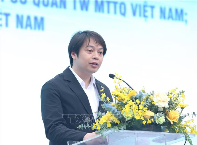 ThS.DS. Nguyễn Hữu Tú, Ủy viên BCH Trung ương Đoàn, Phó Trưởng ban Công tác Thanh thiếu nhi Ủy ban Trung ương Mặt trận Tổ quốc Việt Nam, Phó Chủ tịch Thường trực Hội Thầy thuốc trẻ Việt Nam, phát biểu tại chương trình. Ảnh: Hạnh Quyên-TTXVN