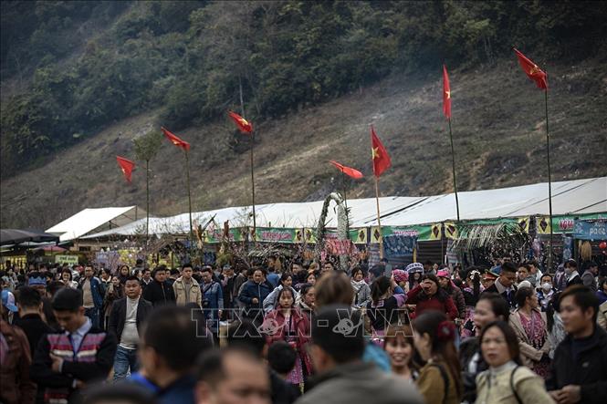 Quang cảnh lễ hội Gầu Tào. Ảnh: Trọng Đạt-TTXVN