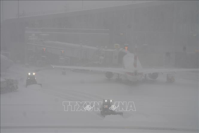 Tuyết rơi dày tại New York, Mỹ. Ảnh: THX/TTXVN