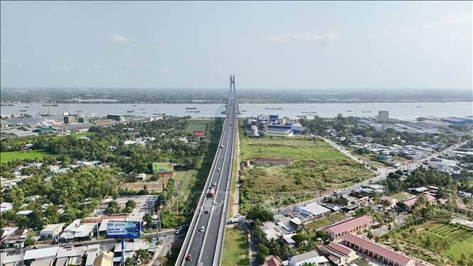 Điểm đầu cao tốc Lộ Tẻ – Rạch Sỏi kết nối cầu Vàm Cống (TP Cần Thơ), tạo liên thông đồng bộ với tuyến cao tốc nối Cao Lãnh – Vàm Cống. Ảnh: Thanh Sang-TTXVN