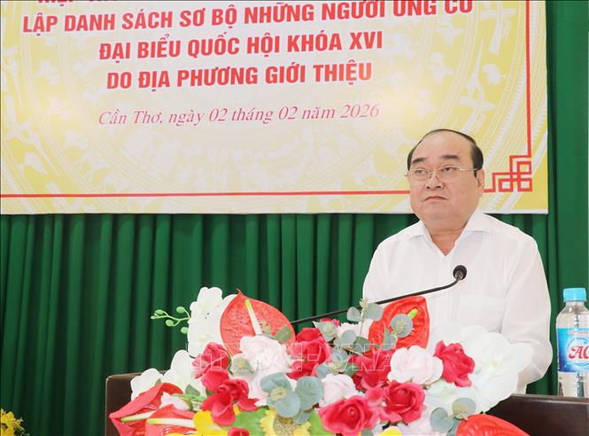 Ông Trần Văn Chính, Phó Chủ tịch thường trực Ủy ban MTTQ Việt Nam thành phố Cần Thơ, phát biểu. Ảnh: Ngọc Thiện- TTXVN
