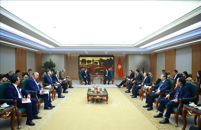 Thủ tướng Phạm Minh Chính tiếp đồng chí Bruno Rodríguez Parrilla, Ủy viên Bộ Chính trị, Đặc phái viên Đảng, Chính phủ Cuba, Bộ trưởng Bộ Ngoại giao Cuba. Ảnh: Dương Giang-TTXVN