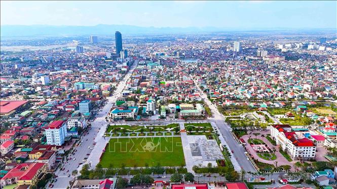 Giai đoạn 2025 – 2030, tỉnh Hà Tĩnh đặt mục tiêu tăng trưởng GRDP bình quân đạt từ 10%/năm. Ảnh: Hữu Quyết - TTXVN