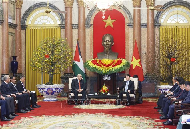 Chủ tịch nước Lương Cường hội kiến Chủ tịch Hạ viện Vương quốc Hashemite Jordan Mazen Turki El Qadi đang thăm chính thức Việt Nam. Ảnh: Lâm Khánh – TTXVN