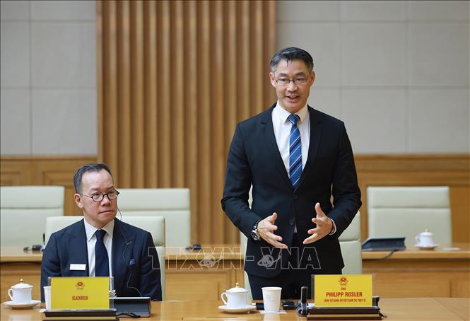 Tiến sỹ Philipp Rösler, Chủ tịch Diễn đàn Kinh tế Thụy Sĩ – Việt Nam (SVEF) phát biểu. Ảnh: Dương Giang-TTXVN