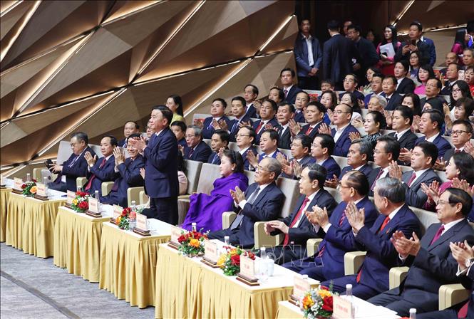 Thường trực Ban Bí thư Trần Cẩm Tú dự buổi Lễ. Ảnh: Phương Hoa - TTXVN