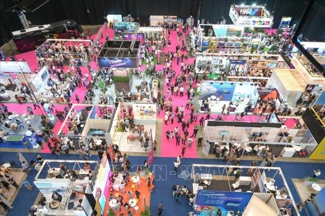 IMTM 2026 quy tụ khoảng 95 gian hàng đến từ 16 quốc gia (trong đó có Việt Nam) và vùng lãnh thổ, với hơn 180 đơn vị triển lãm cùng hàng chục quan chức cấp cao, đại sứ và đại diện các tổ chức du lịch quốc tế. Ảnh: Thanh Bình - PV TTXVN tại Israel