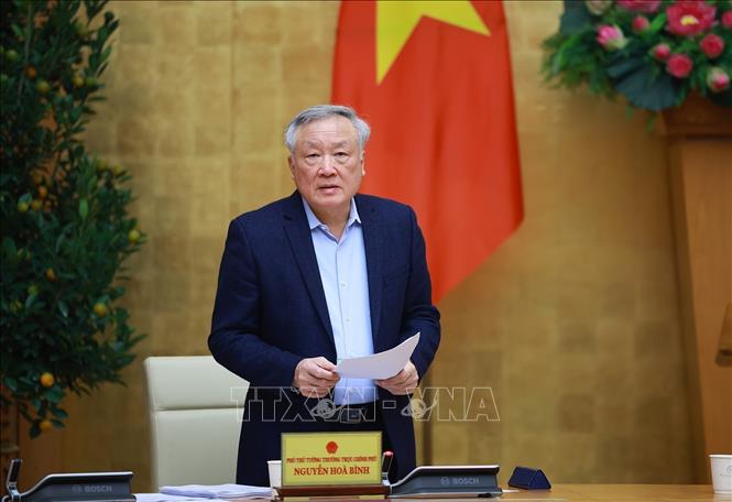 Phó Thủ tướng Thường trực Nguyễn Hoà Bình điều hành Phiên họp Chính phủ Thường kỳ tháng 01 năm 2026 trực tuyến với các địa phương. Ảnh: Dương Giang-TTXVN
