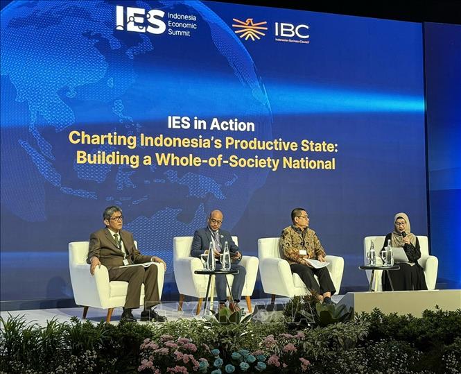 Các diễn giả tại Hội thảo 