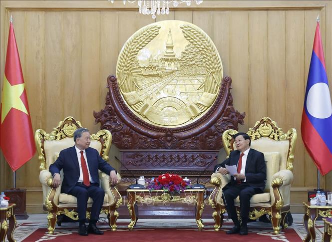 Tổng Bí thư Tô Lâm và Tổng Bí thư, Chủ tịch nước Lào Thongloun Sisoulith gặp hẹp. Ảnh: Thống Nhất – TTXVN