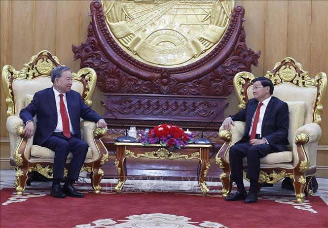 Tổng Bí thư Tô Lâm và Tổng Bí thư, Chủ tịch nước Lào Thongloun Sisoulith gặp hẹp. Ảnh: Thống Nhất – TTXVN