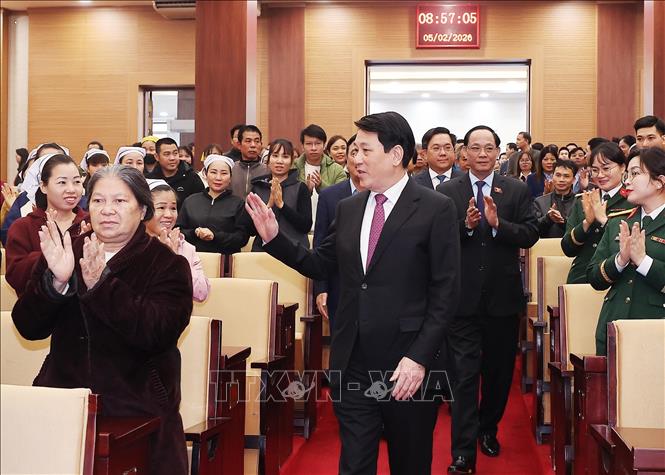 Chủ tịch nước Lương Cường đến thăm, chúc Tết Đảng bộ, chính quyền, nhân dân và các lực lượng vũ trang tỉnh Phú Thọ. Ảnh: Lâm Khánh – TTXVN