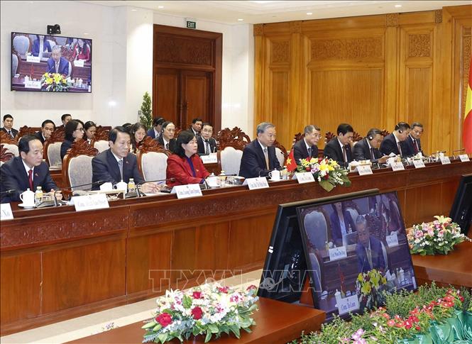 Tổng Bí thư Tô Lâm hội kiến Chủ tịch Quốc hội Lào Saysomphone Phomvihane. Ảnh: Thống Nhất – TTXVN