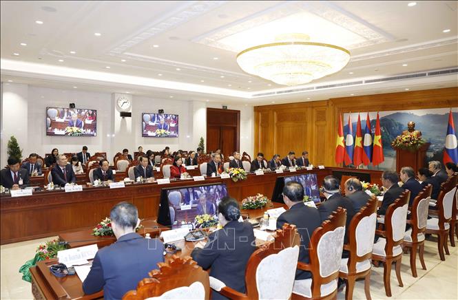 Tổng Bí thư Tô Lâm hội kiến Chủ tịch Quốc hội Lào Saysomphone Phomvihane. Ảnh: Thống Nhất – TTXVN