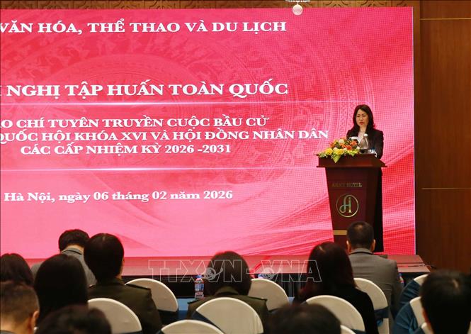 Thứ trưởng Thường trực Bộ Văn hóa, Thể thao và Du lịch Lâm Thị Phương Thanh phát biểu khai mạc. Ảnh: Trọng Đức - TTXVN