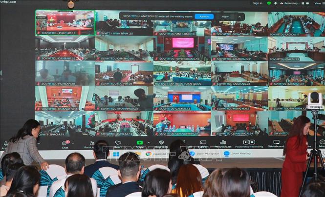 Các điểm cầu dự hội nghị. Ảnh: Trọng Đức - TTXVN