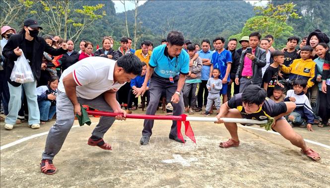 Không khí tươi vui, rộn ràng vui Xuân đón Tết lan tỏa tại chương trình. Ảnh: TTXVN phát