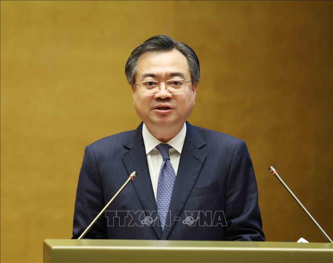 Đồng chí Nguyễn Thanh Nghị, Uỷ viên Bộ Chính trị, Bí thư Trung ương Đảng, Trưởng Ban Chính sách, Chiến lược Trung ương giới thiệu Chuyên đề: “Đánh giá 5 năm thực hiện Chiến lược phát triển kinh tế - xã hội 10 năm (2021 - 2030) và kế hoạch phát triển kinh tế - xã hội 2026 - 2030”. Ảnh: Phương Hoa - TTXVN