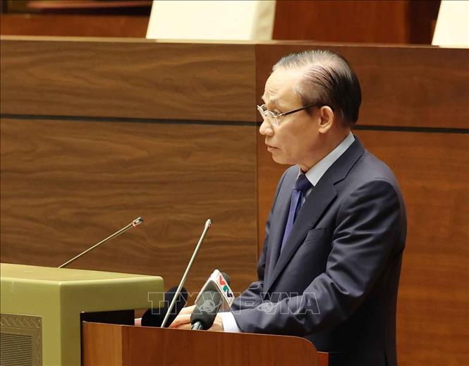 Đồng chí Lê Hoài Trung, Uỷ viên Bộ Chính trị, Bộ trưởng Bộ Ngoại giao giới thiệu Chuyên đề: 