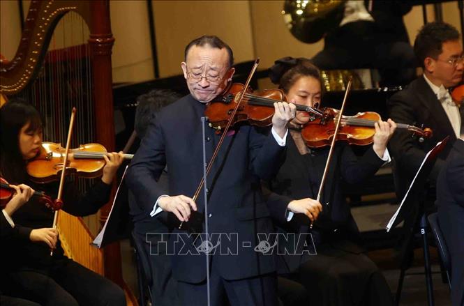 Một tiết mục tại chương trình Hoà nhạc. Ảnh: Phạm Kiên - TTXVN