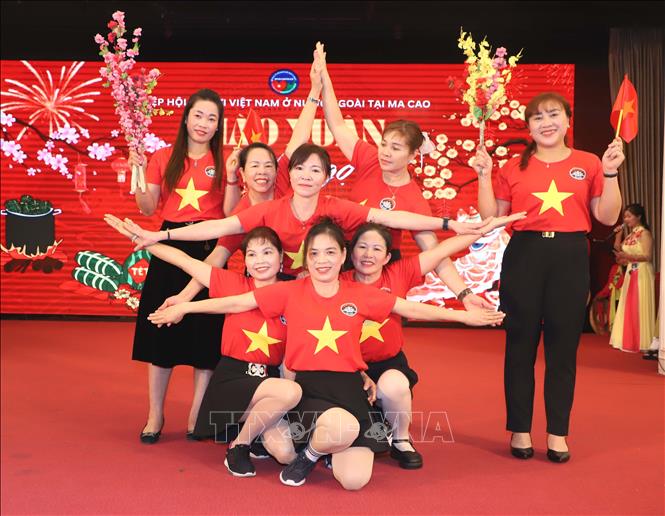 Tiết mục văn nghệ tại chương trình. Ảnh: Xuân Vịnh - PV TTXVN tại Macau (Trung Quốc)