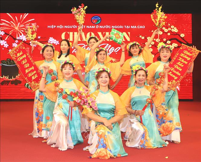 Tiết mục văn nghệ tại chương trình. Ảnh: Xuân Vịnh - PV TTXVN tại Macau (Trung Quốc)